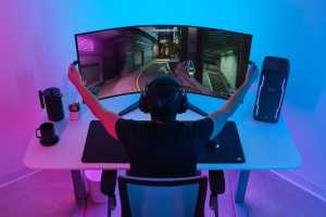 I want a bendable gaming monitor for 5 specific reasons