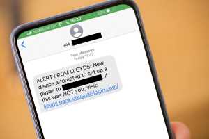 What is social engineering? 3 key signs to watch for